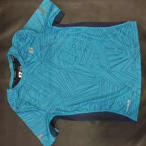 Russell dri-power 360 size 6/7 tshirt